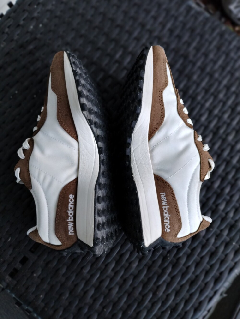New Balance 327 Sneakers Women’s 7 Brown White Suede U327LG - Picture 5 of 8